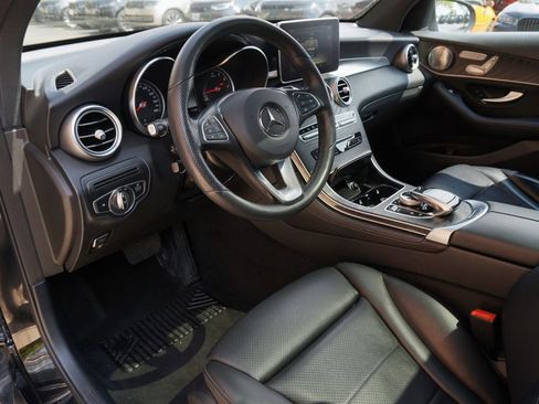 Used 2018 Mercedes-Benz GLC 300 4MATIC image 12