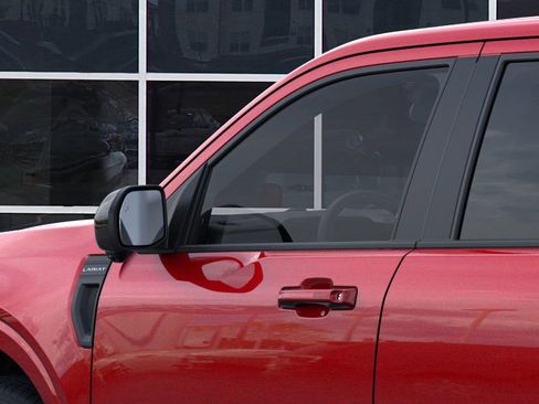 New 2025 Ford Maverick Lariat image 21