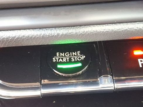 Used 2023 Lincoln Corsair Reserve w/ Equipment Group 201A FWD image 18