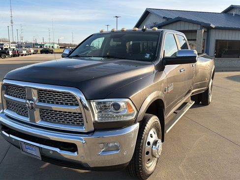 Used 2016 RAM 3500 Laramie image 36
