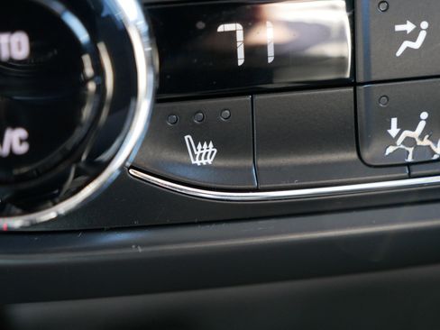 Used 2023 Chevrolet TrailBlazer LT w/ Convenience Package image 28