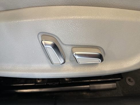 Used 2013 Audi A4 2.0T Premium Plus image 36