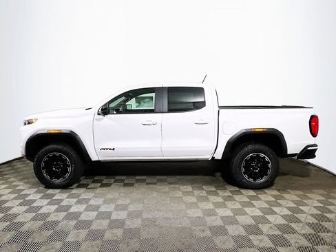 New 2026 GMC Canyon AT4 w/ Technology Plus Package AWD/4WD image 4