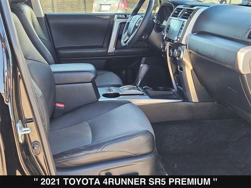 Used 2021 Toyota 4Runner SR5 Premium w/ Moonroof Package image 29