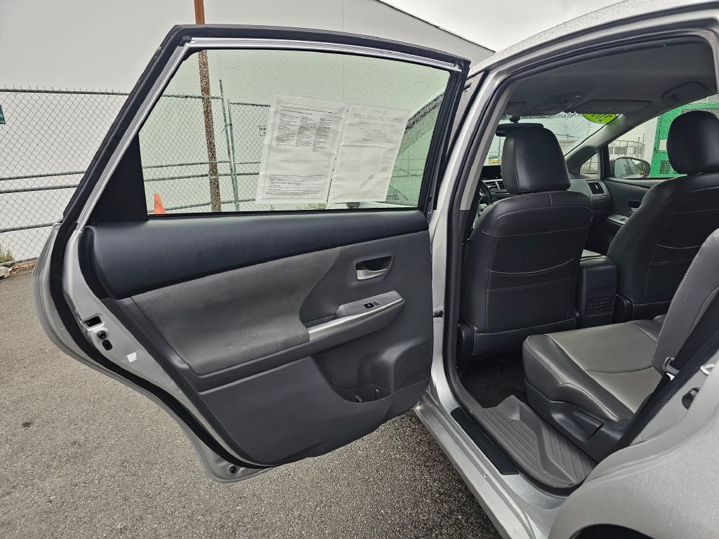 Used 2012 Toyota Prius V Three FWD image 15