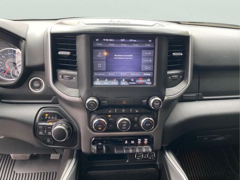 Used 2020 RAM 1500 Big Horn AWD/4WD image 17