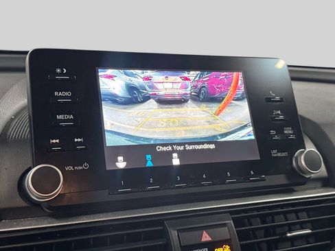 Certified 2019 Honda Accord LX image 10