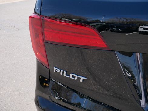 Used 2017 Honda Pilot EX-L image 17