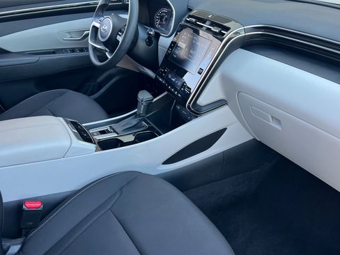 Used 2024 Hyundai Tucson SEL image 16