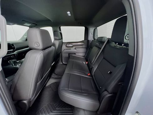 Certified 2026 Chevrolet Silverado 1500 LTZ AWD/4WD image 23