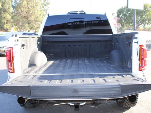 Used 2019 Ford F150 Raptor w/ Equipment Group 802A Luxury AWD/4WD image 42