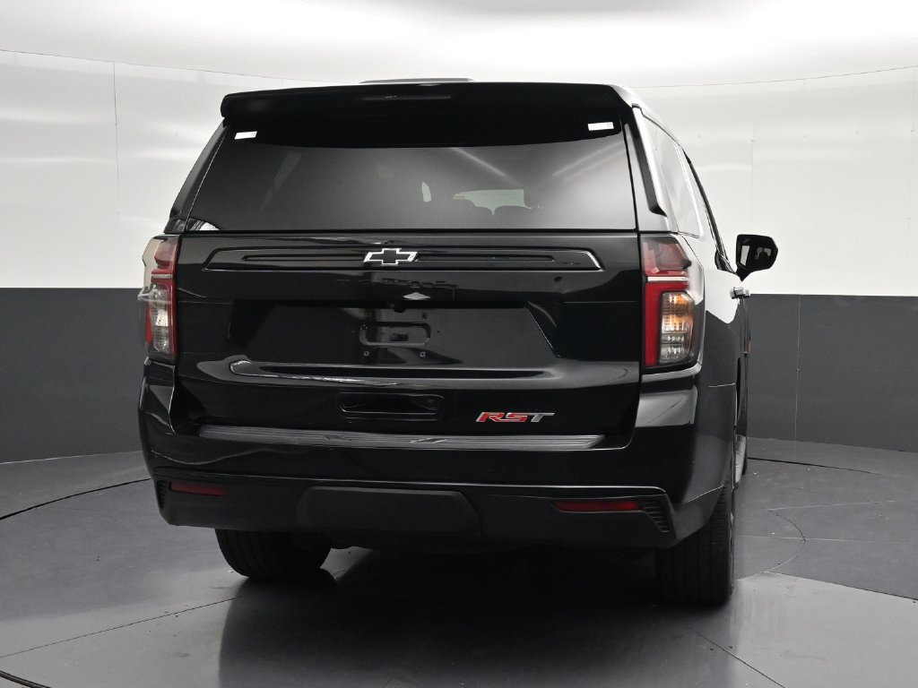 Used 2023 Chevrolet Tahoe RST RWD image 2