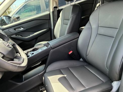 New 2026 Nissan Rogue Dark Armor FWD image 12