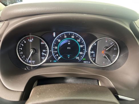 Used 2017 Buick LaCrosse Premium image 31