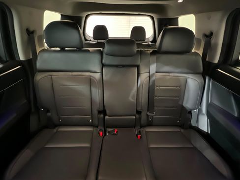 Used 2024 Hyundai Santa Fe Limited image 27