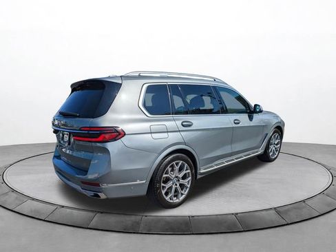 Used 2025 BMW X7 xDrive40i image 4