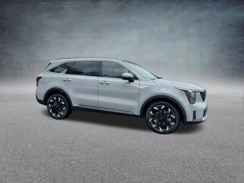 Used 2024 Kia Sorento SX FWD image 27