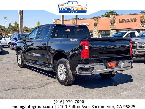 Used 2022 Chevrolet Silverado 1500 LT w/ Safety Package AWD/4WD image 2