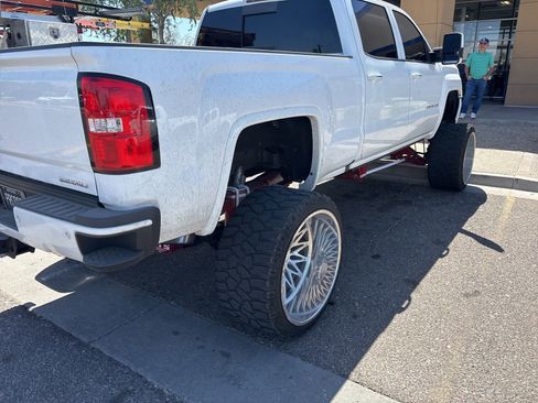 Used 2016 GMC Sierra 3500 Denali w/ Duramax Plus Package AWD/4WD image 6