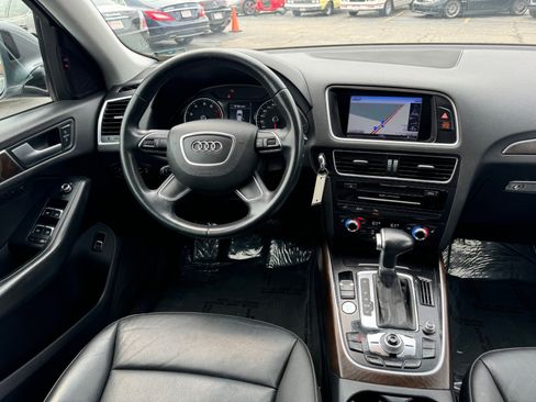 Used 2015 Audi Q5 2.0T Premium Plus w/ Technology Package image 15
