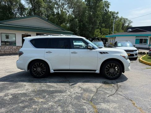 Used 2015 INFINITI QX80 4WD w/ Limited Package image 6