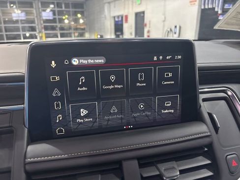 Used 2023 GMC Yukon XL SLT w/ SLT Premium Package image 25