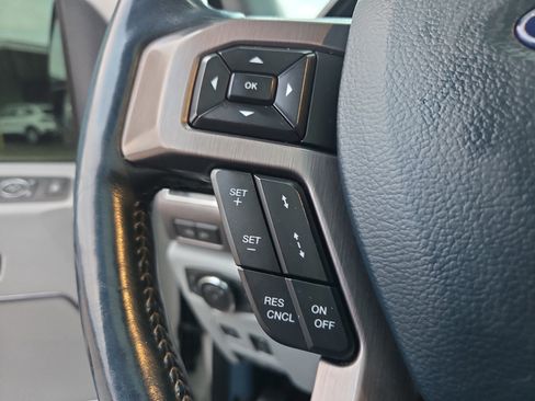 Used 2022 Ford F350 Limited w/ FX4 Off-Road Package image 22