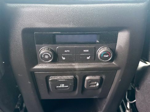 Used 2023 Chevrolet Traverse Premier w/ Redline Edition image 22