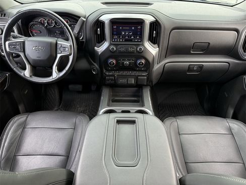 Used 2020 Chevrolet Silverado 1500 RST image 10