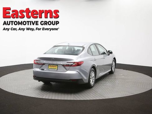 Used 2025 Toyota Camry LE w/ Convenience Package FWD image 40