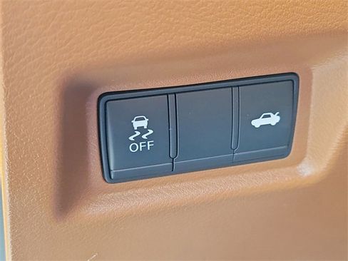 Used 2023 INFINITI Q50 Sensory w/ Cargo Package image 29