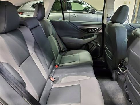 Certified 2025 Subaru Outback Onyx Edition image 13