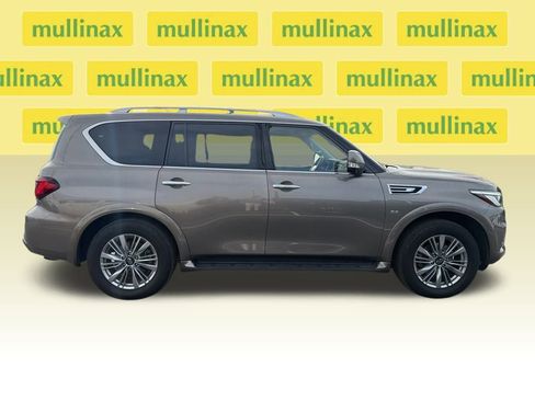 Used 2019 INFINITI QX80 Luxe w/ Cargo Package image 12