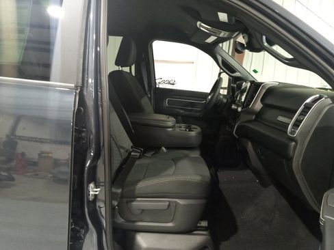 New 2026 RAM 2500 Big Horn AWD/4WD image 7