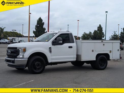 Used 2020 Ford F350 XL w/ Power Equipment Group RWD image 3