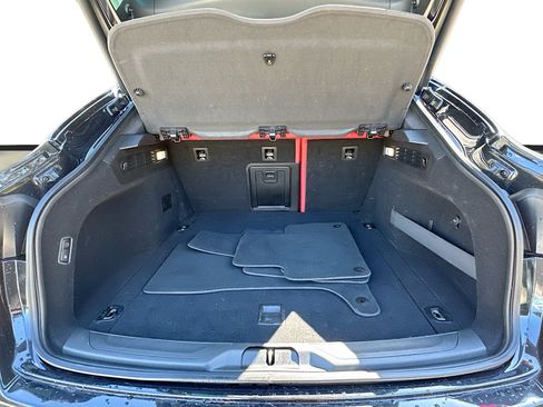 Used 2022 Maserati Levante Modena image 27