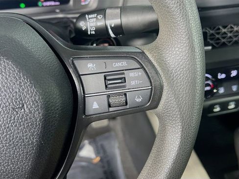 Used 2024 Honda Accord EX image 18