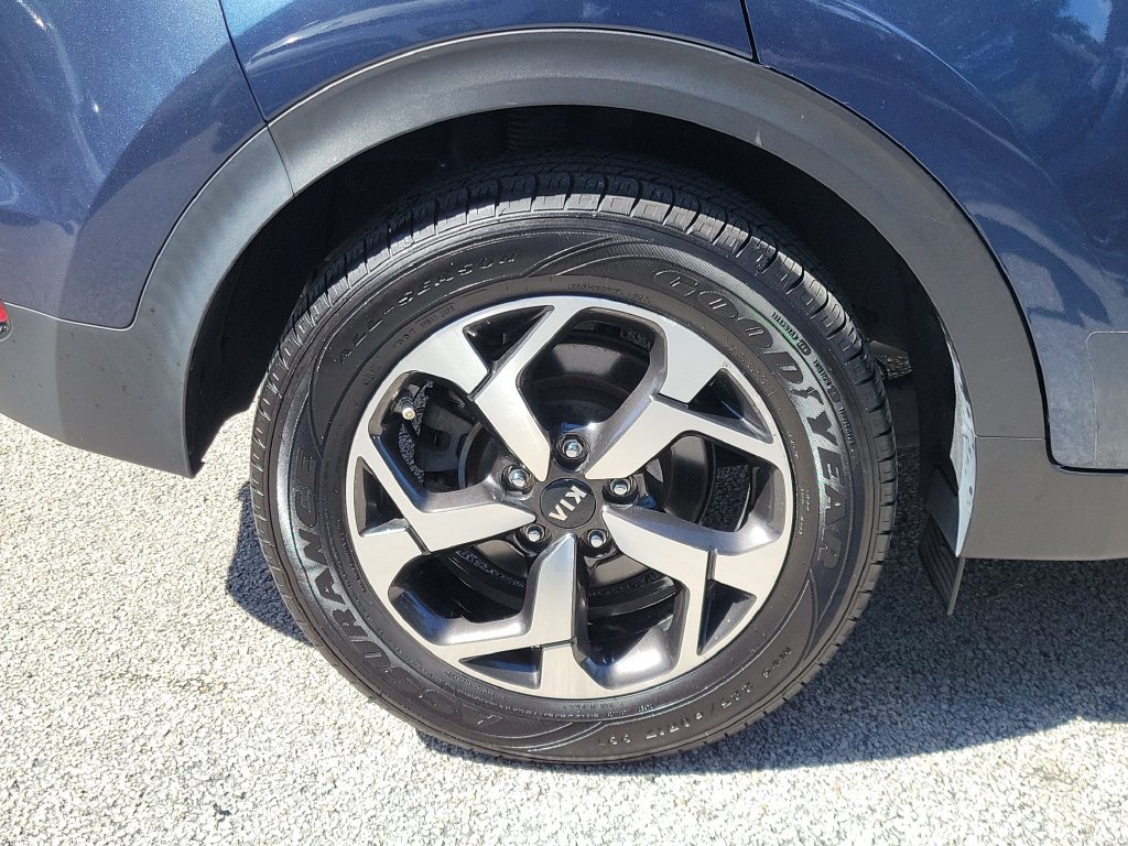 Certified 2022 Kia Sportage LX FWD image 10