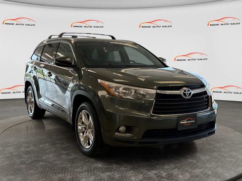 Used 2015 Toyota Highlander Limited AWD/4WD image 5