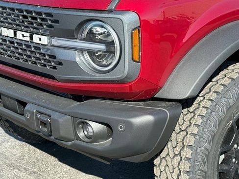 New 2026 Ford Bronco Badlands image 11