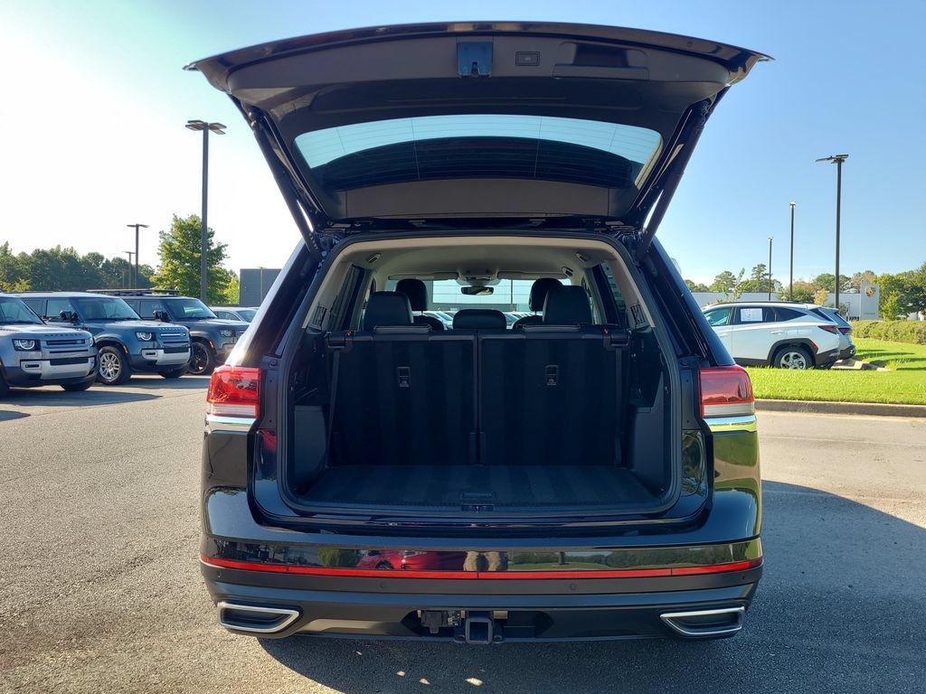 Used 2024 Volkswagen Atlas SE FWD image 15