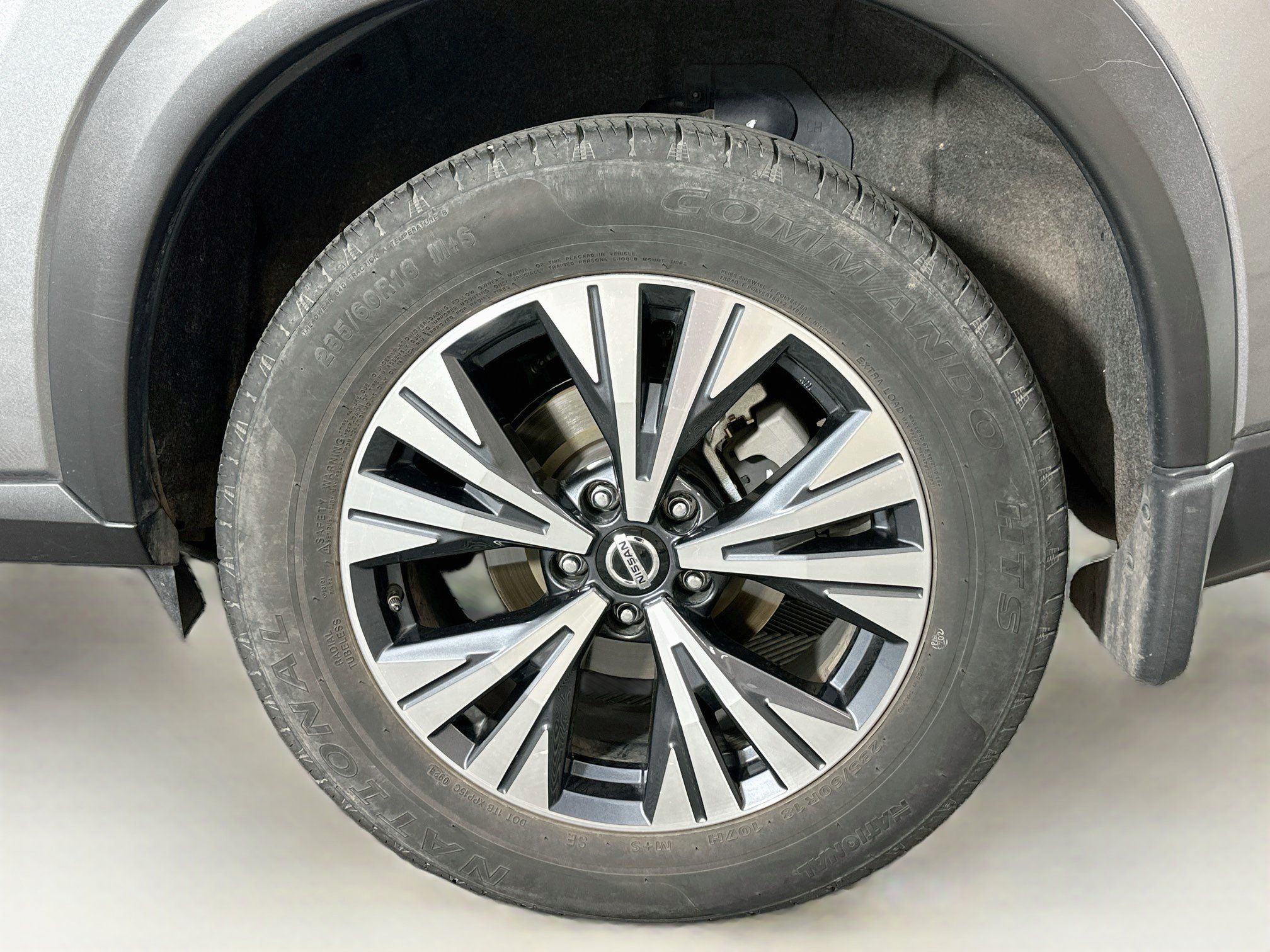 Used 2021 Nissan Rogue SV FWD image 11