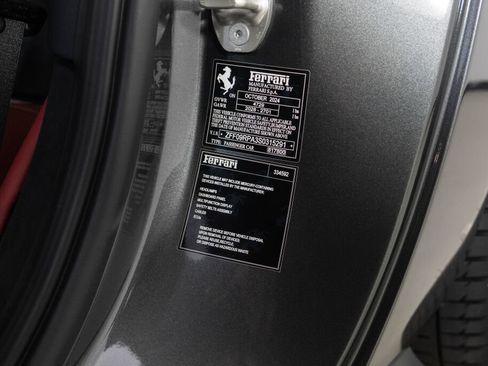 Used 2025 Ferrari Roma Spider image 29