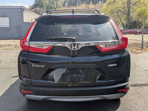 Used 2017 Honda CR-V LX image 3