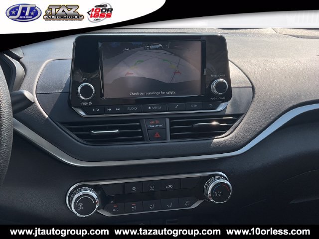 Used 2024 Nissan Altima 2.5 S FWD image 16