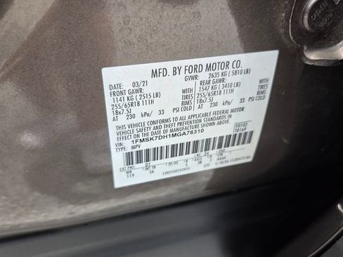 Used 2021 Ford Explorer XLT w/ Equipment Group 202A RWD image 19