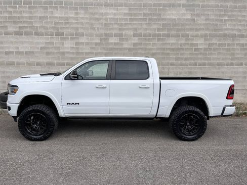 Used 2022 RAM 1500 Laramie w/ Night Edition AWD/4WD image 4