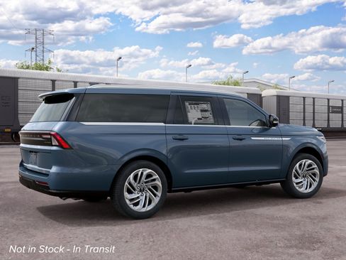 New 2027 Lincoln Navigator L Reserve AWD/4WD image 6