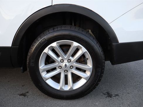 Used 2017 Ford Explorer 4WD image 11