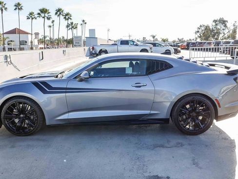 Used 2022 Chevrolet Camaro ZL1 image 14